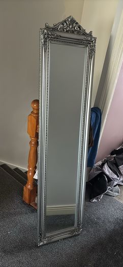 grey long mirror