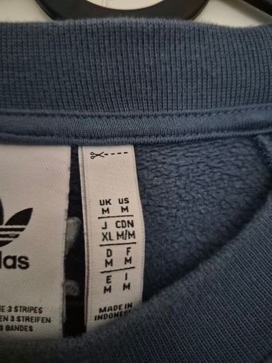 Adidas Sweatshirt