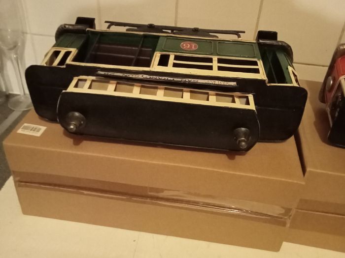 San Francisco Trams Tin Plate Model (RED or Green) Metal Display