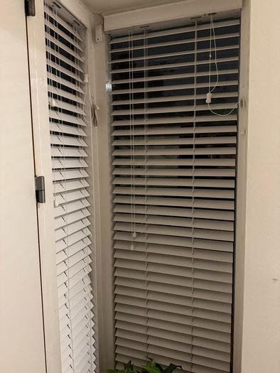 wooden venetian blinds