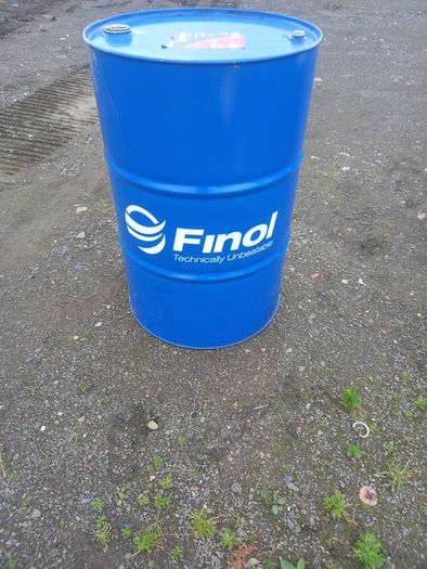 Steel oil barrel