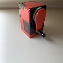 Vintage pencil parer