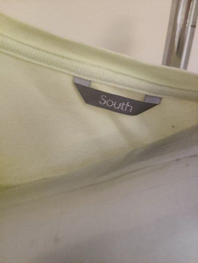 South lime cotton top size UK16/18 EU44/46  Postage included