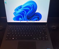 Dell Xps 9370 Laptop I7/16gb/256ssd/fhd