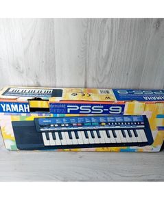Yamaha Pss-9 Portasound Electronic Keyboard 100 Voice Bank - Rare Retro Vintage