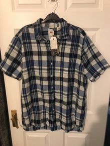 New Levi's light shirt