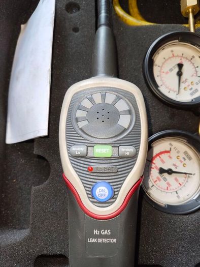 AC leak detector kit