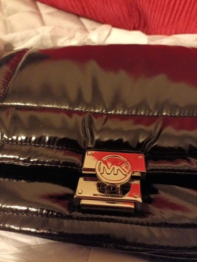 Genuine brand new with tags and packaging michael kors