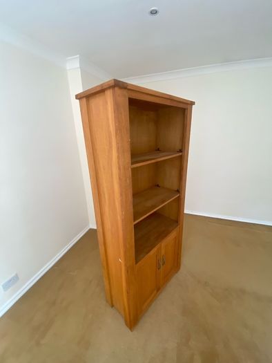 display cabinet / bookcase with a lower cupboard.