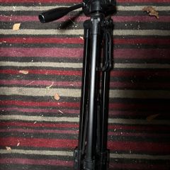 camera / video tripod