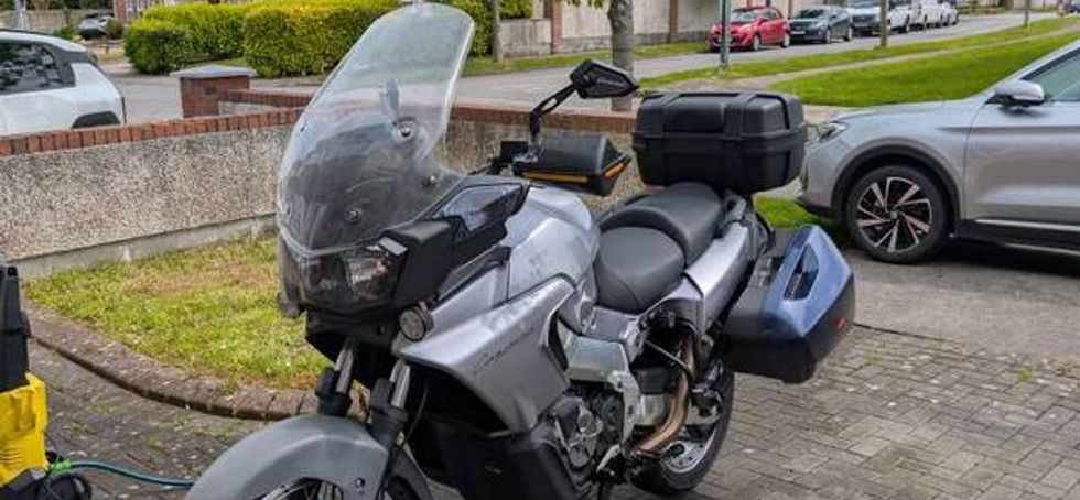 Aprilia ETV 1000 Caponord 2003