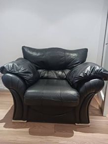 leather suite
