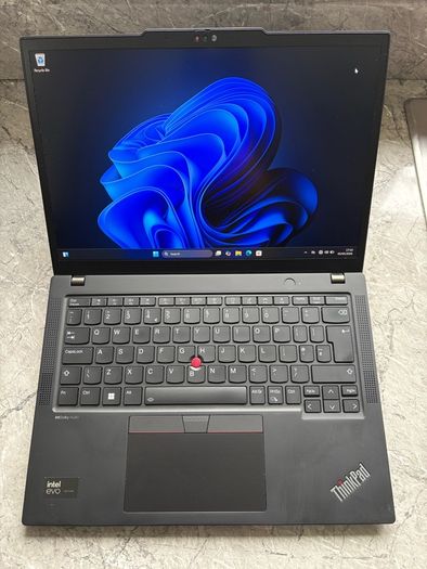 Lenovo X13 Gen 5 - Ultra 5 - 16Gb Ram - 512Gb