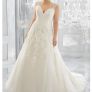 Wedding Dress Image 7