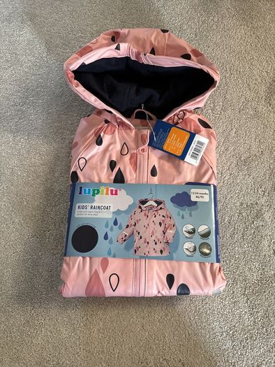 raincoat new size 12-24 m