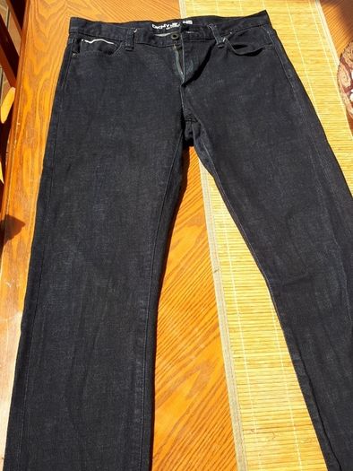 Ladies DKNY Dark Denim Jeans. Size 12