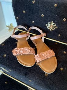 Next sandals Uk 4