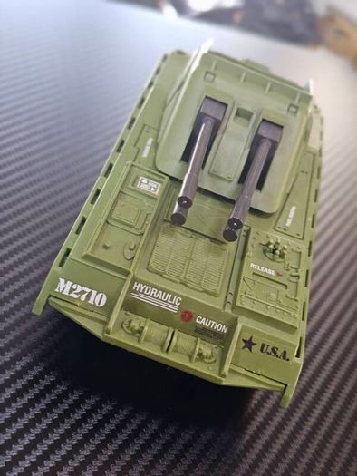 GI Joe Hasbro 1985 Armadillo tank