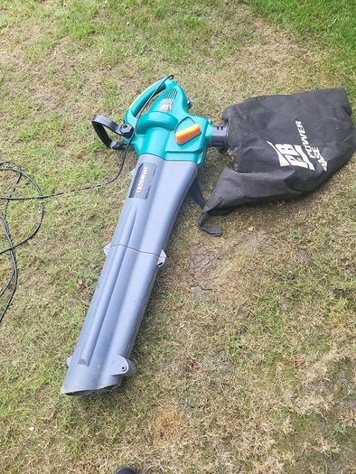 leaf blower