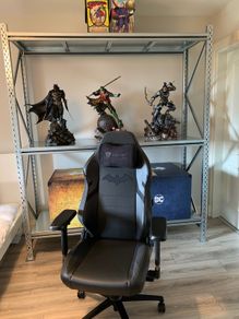 Secretlab TITAN Evo Gaming Chair Dark Knight Batman