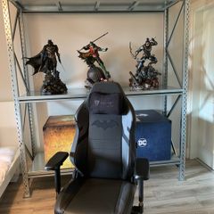 Secretlab TITAN Evo Gaming Chair Dark Knight Batman