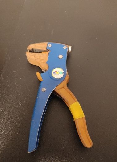 Automatic Wire Stripper