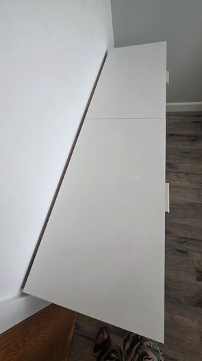 set of bedroom furniture