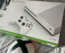 Xbox One S Boxed 1TB