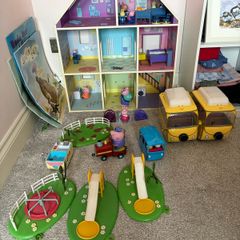 Peppa Pig playhouse
