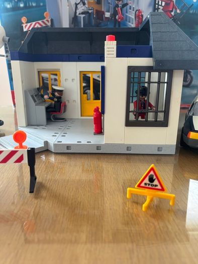 Play Mobil