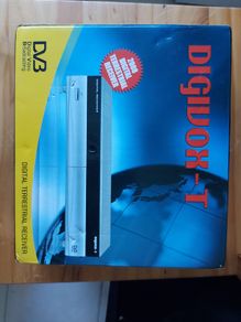 Digivox-T Digital Terrestrial Receiver, as new, in excellent condition, with remote control