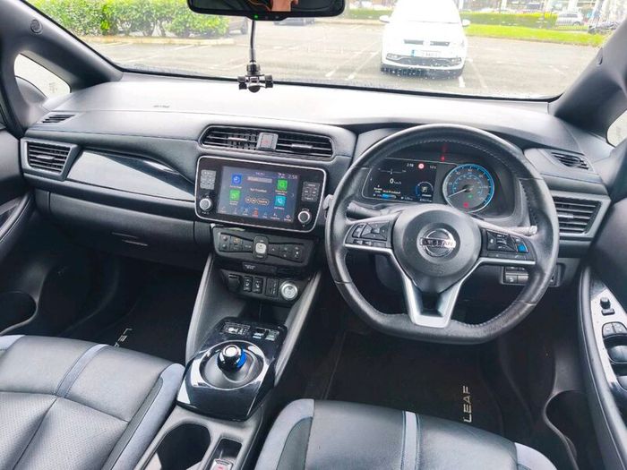 Nissan Leaf Long Range, 62kWh 100% health.