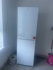 Fridge freezer