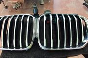 BMW X5 G05 Front Kidney Grille Set