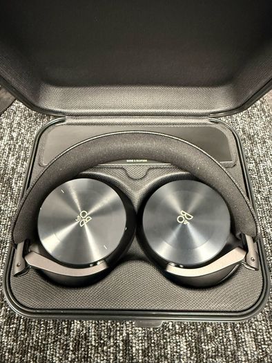 bang and olufsen beoplay h95