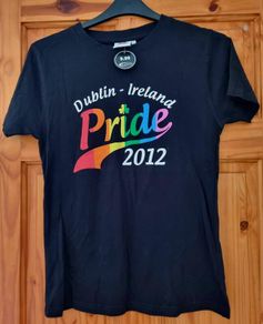"Vintage" Pride T-shirt bnwt