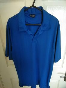 Oakley t-shirt