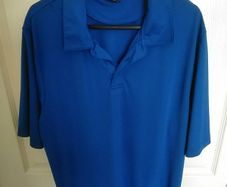 Oakley t-shirt