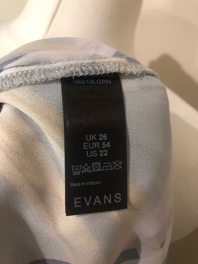 Evans long floral blouse (size 26)