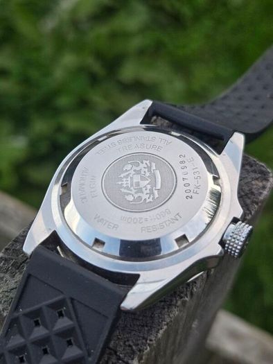 Vintage Elgin Diver