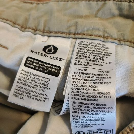 Levis Tan Shorts (W38)