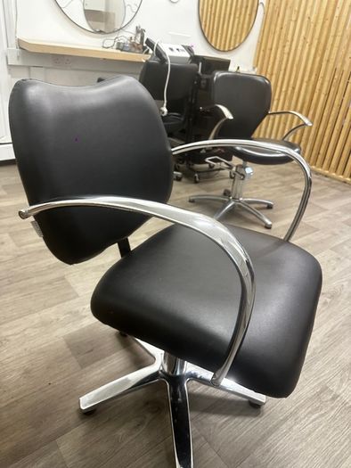 Salon Chairs To Sell