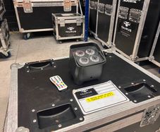 Beamz battery uplights