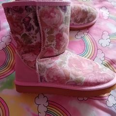 Ugg Boots Size 5