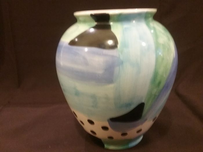 Porcelain  vases
