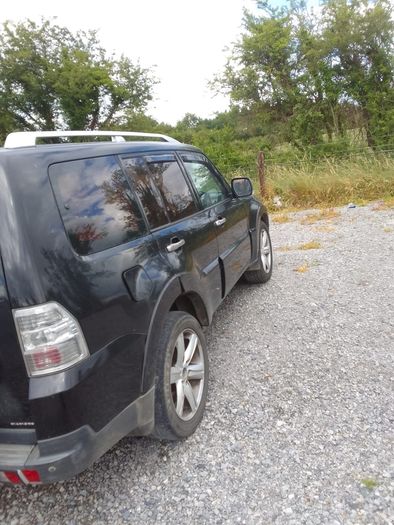 2009 Mitsubishi pajero shogun parts