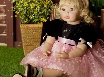 24 Inches 60cm Reborn Dolls Baby Girl Soft Silicone Vinyl Real Life Dolls Toddler Lifelike Handmade Newborn Reborn Babies Xmas Toy Gift (FREE POSTAGE)