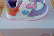 New A Dee Runners Size 25