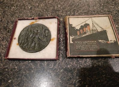 Lusitania Medallion