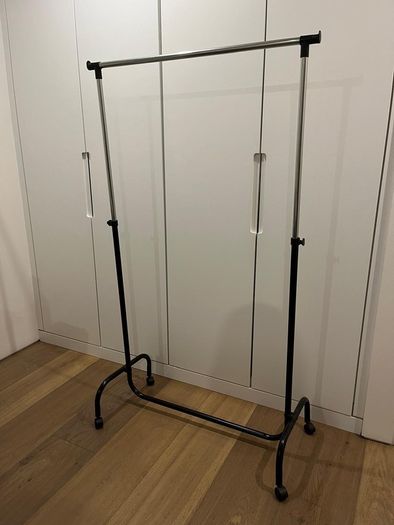 2 Adjustable Clothes Racks